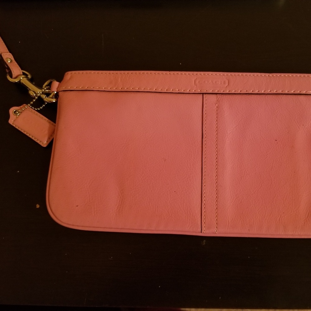 NWOT Coach Wristlet